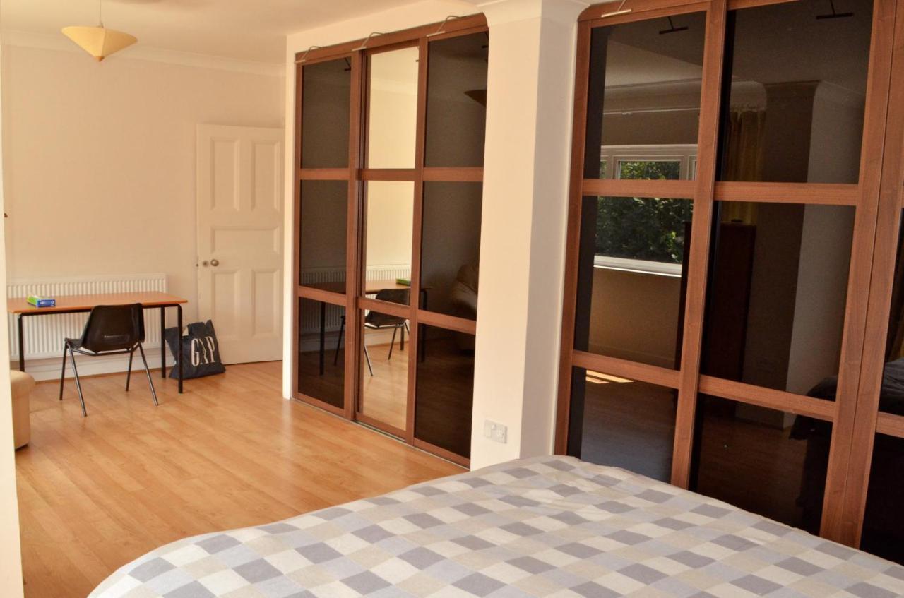 A Cozy House To Stay In Sunny 본머스 외부 사진